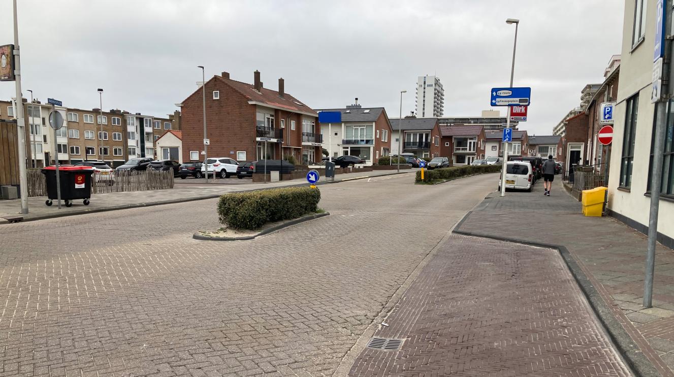 De Burgemeester Engelbertsstraat voor de herinrichting.