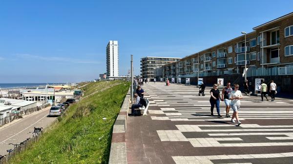 De middenboulevard op dit moment